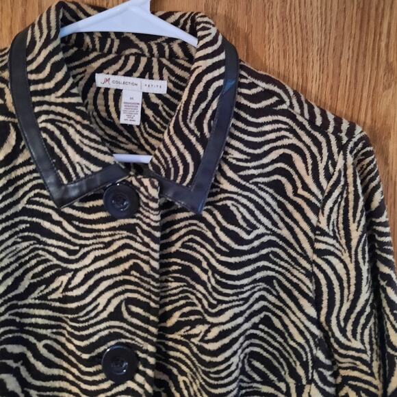 JM Collection Petite Zebra Print Cropped Jkt Blzr Workwear Sz M Neutral Graphic - Picture 2 of 10